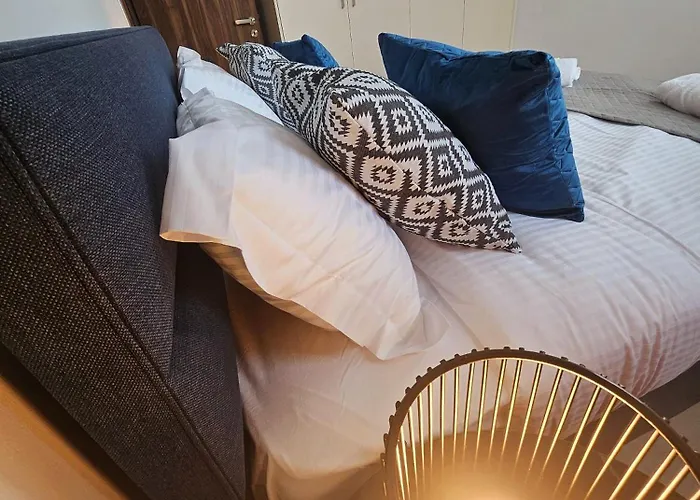 Lejlighed Two Bedroom Apartment, Universal Residences *