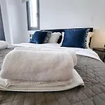 Two Bedroom Apartment, Universal Residences شقة بافوس